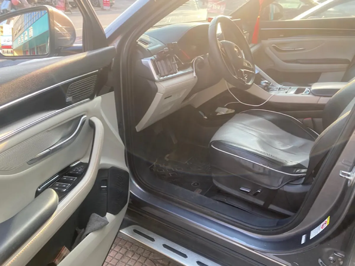 2022 Geely JiaJi 1.5T 177HP L3 7DCT PHEV 15.5KWH,autocango,china used car exporter,china ev exporter,chinese used car exporter,chinese used ev exporter