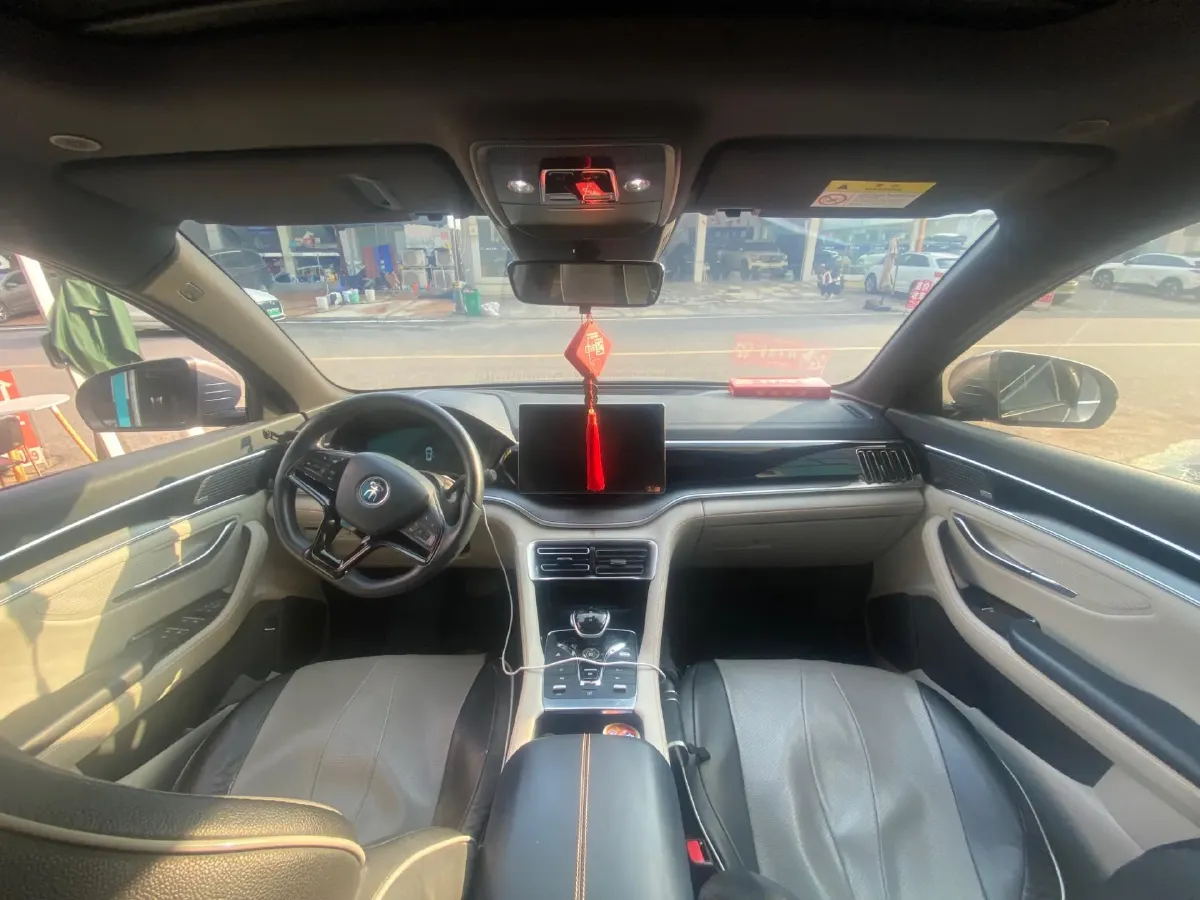 2022 Geely JiaJi 1.5T 177HP L3 7DCT PHEV 15.5KWH,autocango,china used car exporter,china ev exporter,chinese used car exporter,chinese used ev exporter