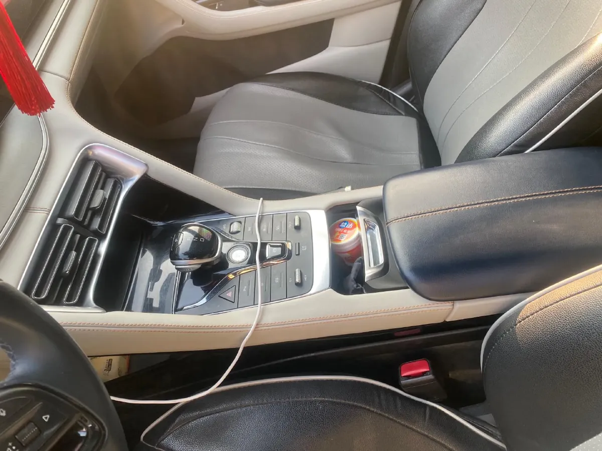 2022 Geely JiaJi 1.5T 177HP L3 7DCT PHEV 15.5KWH,autocango,china used car exporter,china ev exporter,chinese used car exporter,chinese used ev exporter