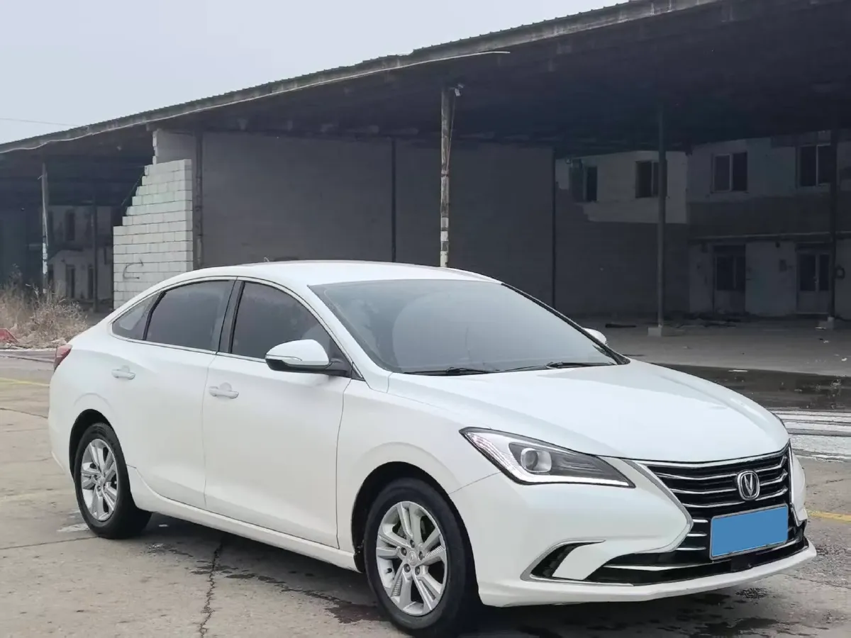 2019 ChangAn Eado 1.6L 128HP L4 5MT,autocango,china used car exporter,china ev exporter,chinese used car exporter,chinese used ev exporter