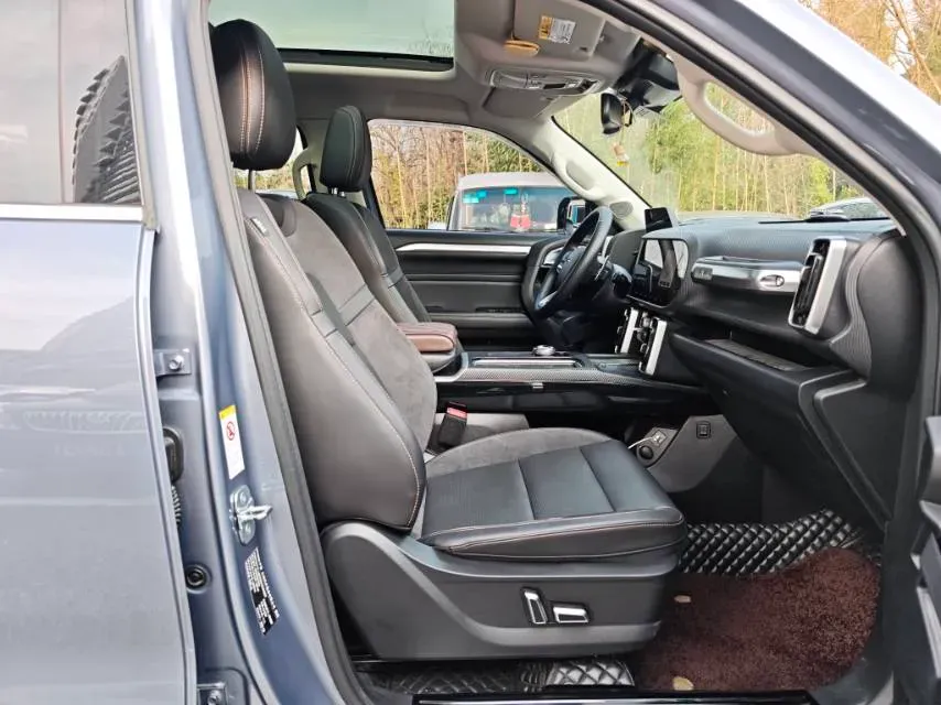 2022 Haval Dargo 2.0T 211HP L4 7DCT,autocango,china used car exporter,china ev exporter,chinese used car exporter,chinese used ev exporter