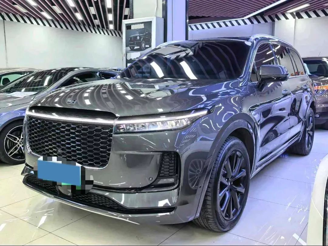 2021 Li ONE Range Extended 131HP REEV 40.5KWH,autocango,china used car exporter,china ev exporter,chinese used car exporter,chinese used ev exporter