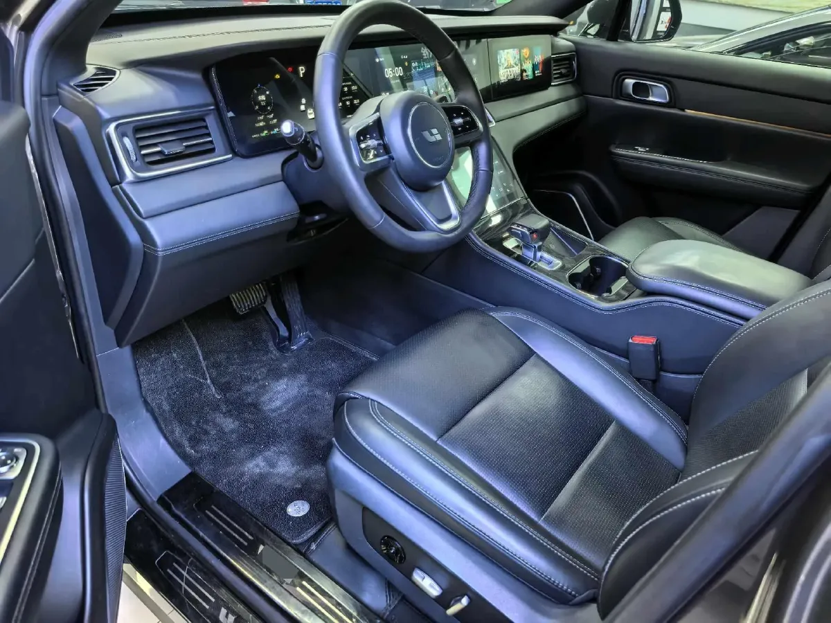 2021 Li ONE Range Extended 131HP REEV 40.5KWH,autocango,china used car exporter,china ev exporter,chinese used car exporter,chinese used ev exporter