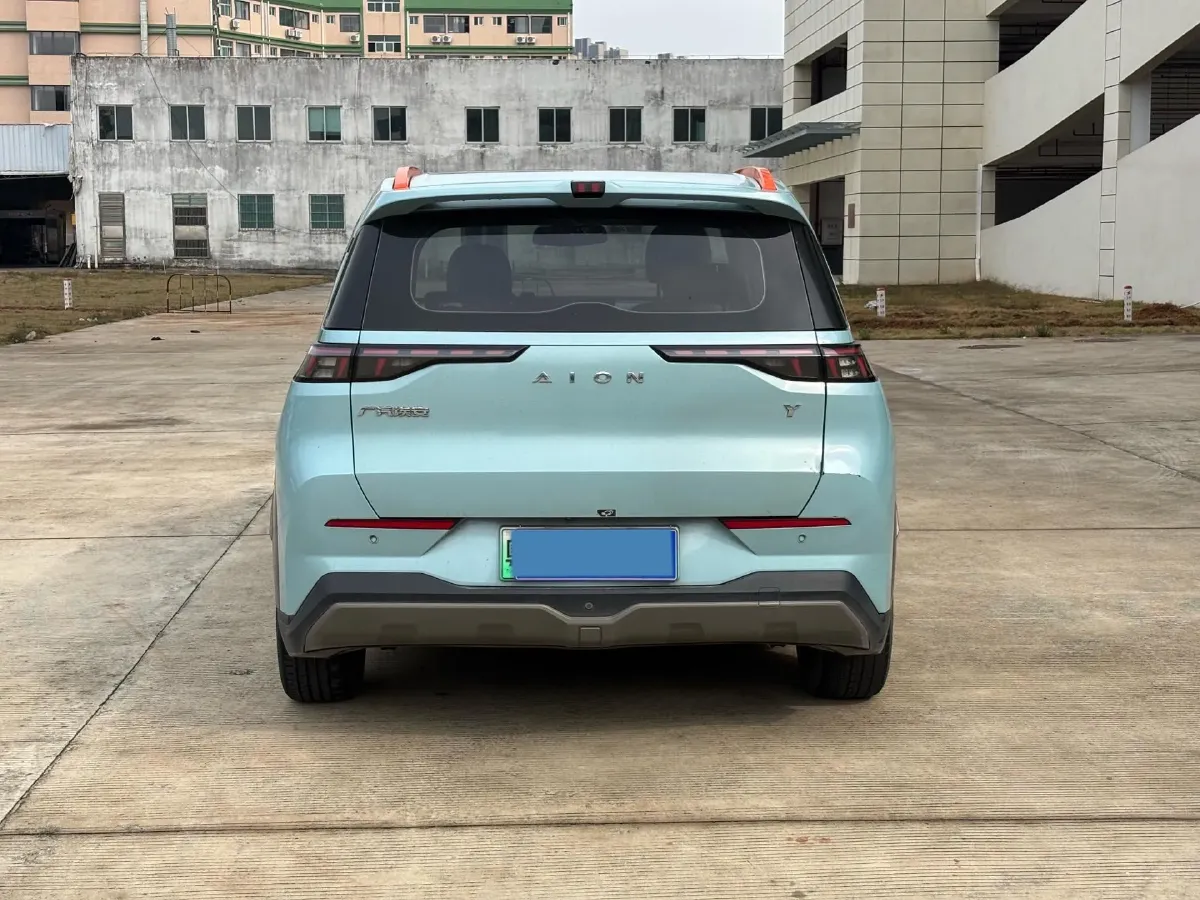 2022 Geely Okavango 1.8T 184HP L4 7DCT,autocango,china used car exporter,china ev exporter,chinese used car exporter,chinese used ev exporter
