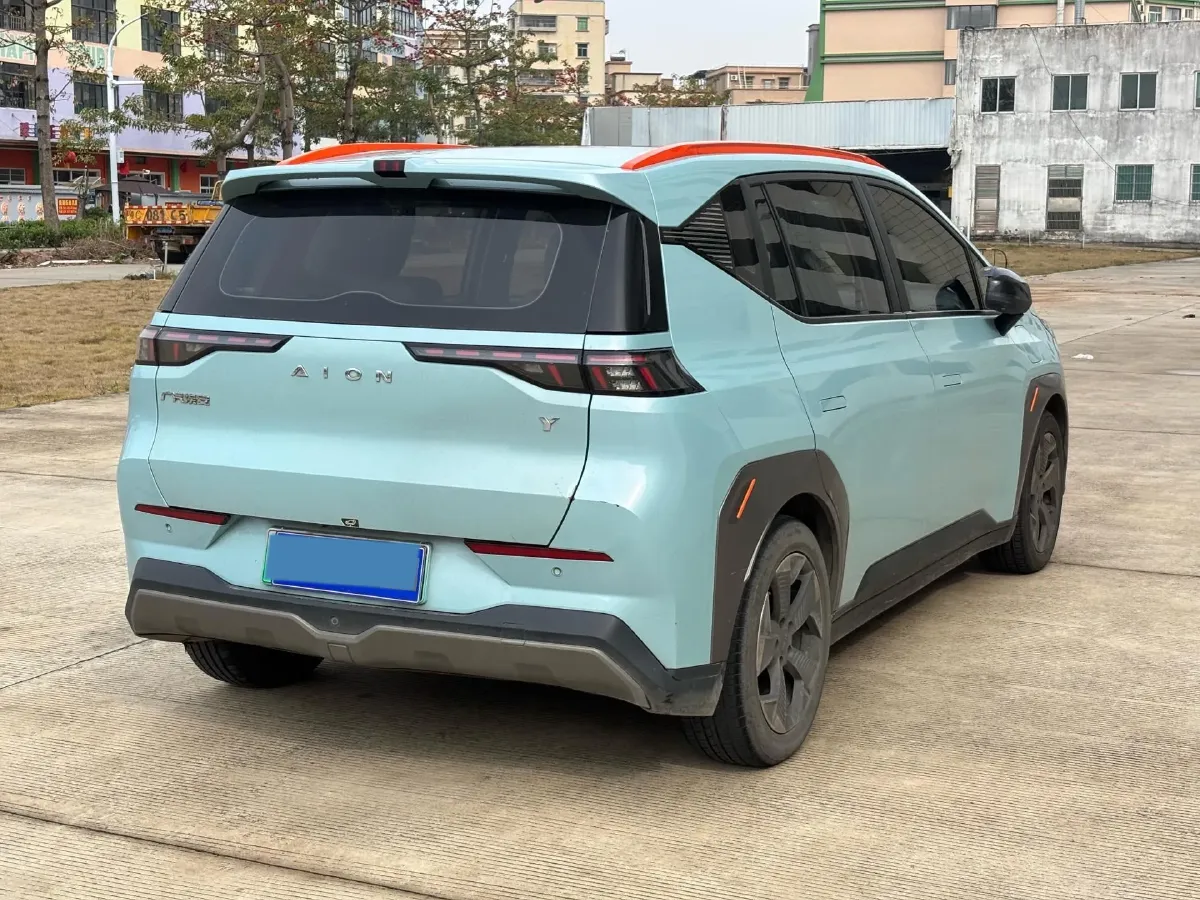 2022 Geely Okavango 1.8T 184HP L4 7DCT,autocango,china used car exporter,china ev exporter,chinese used car exporter,chinese used ev exporter