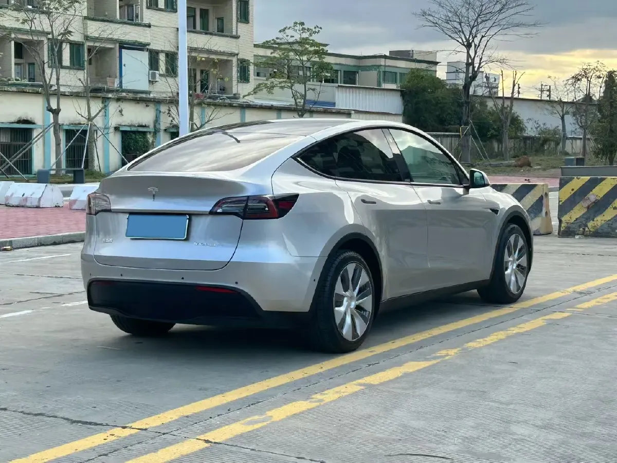 2022 Tesla Model Y BEV 60KWH,autocango,china used car exporter,china ev exporter,chinese used car exporter,chinese used ev exporter