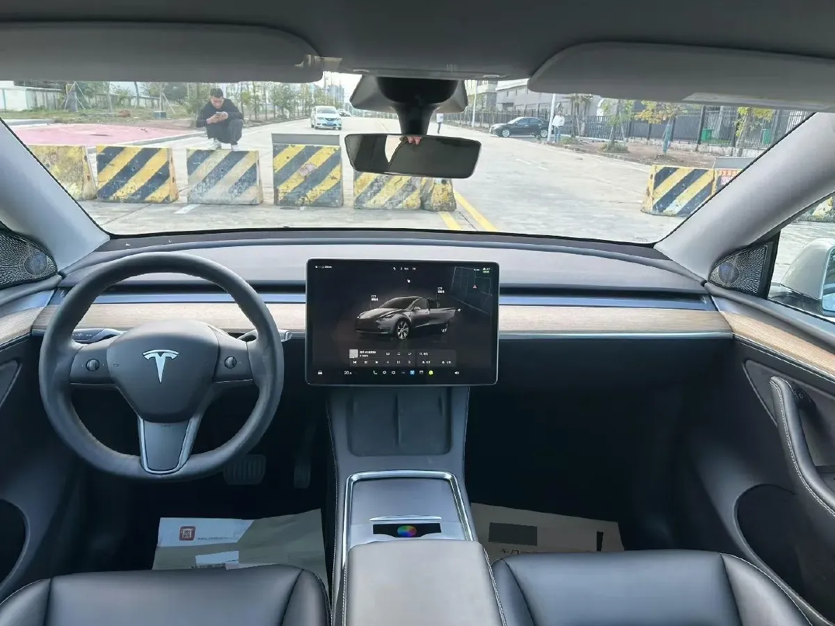 2022 Tesla Model Y BEV 60KWH,autocango,china used car exporter,china ev exporter,chinese used car exporter,chinese used ev exporter