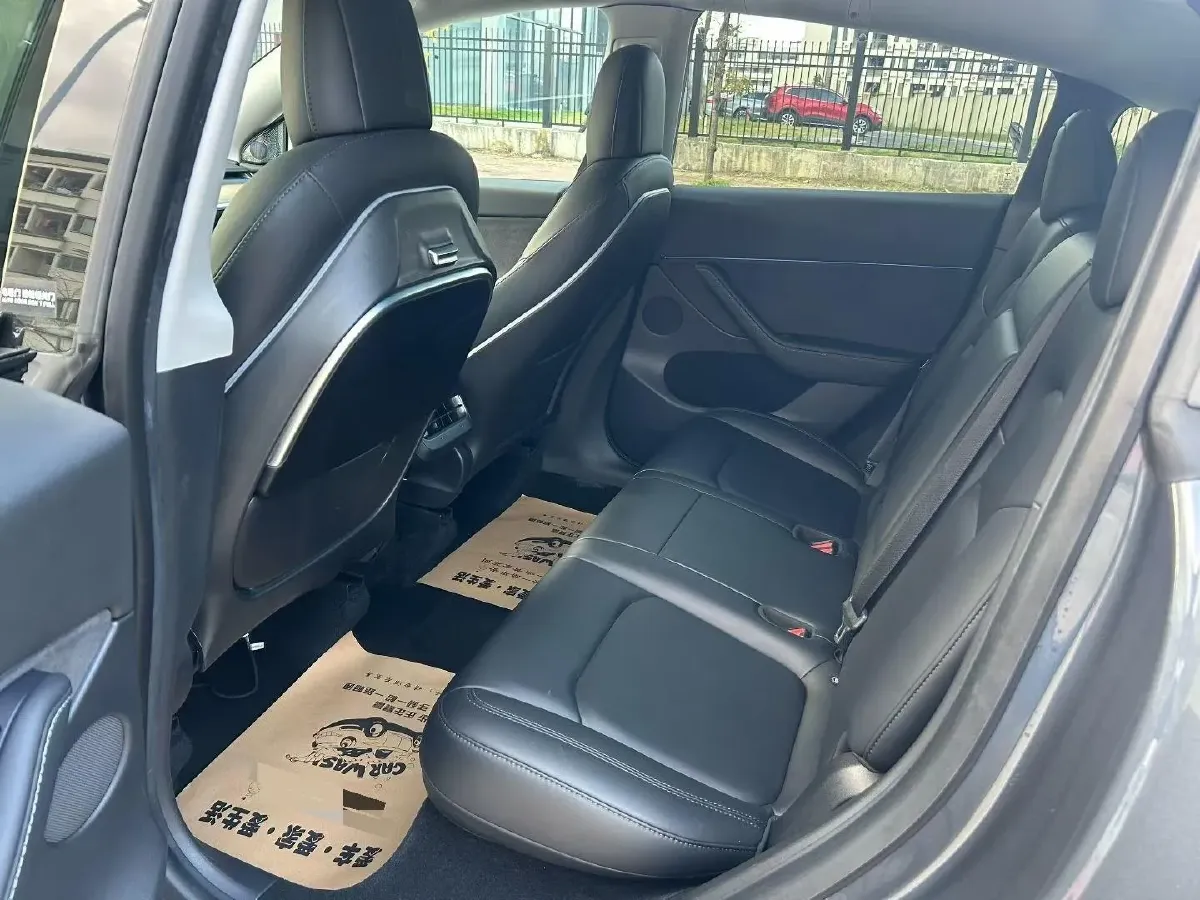 2022 Tesla Model Y BEV 60KWH,autocango,china used car exporter,china ev exporter,chinese used car exporter,chinese used ev exporter