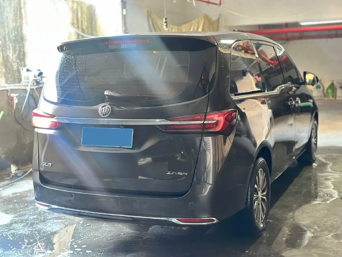 2021 Buick GL8 2.0T 237HP L4 9AT,autocango,china used car exporter,china ev exporter,chinese used car exporter,chinese used ev exporter