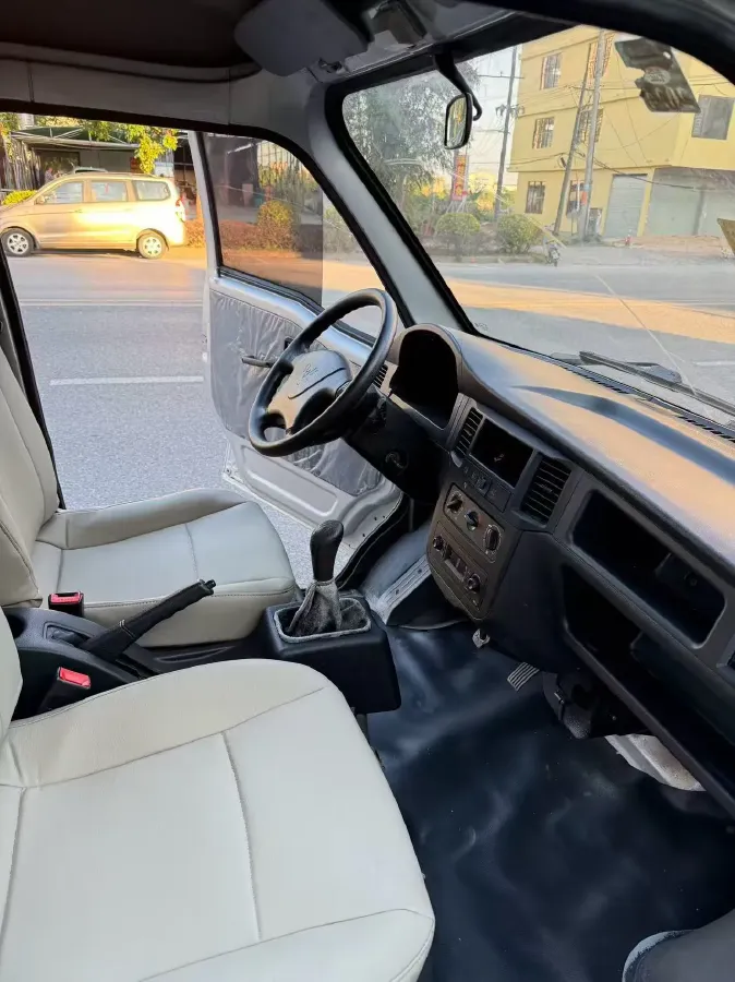 2020 WuLing ZhiGuang Mini Truck 1.2L 76HP L4 5MT,autocango,china used car exporter,china ev exporter,chinese used car exporter,chinese used ev exporter