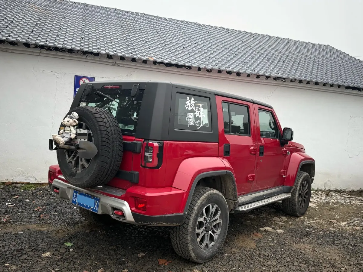 2023 Beijing BJ40 2.0T 163HP L4 8AT,autocango,china used car exporter,china ev exporter,chinese used car exporter,chinese used ev exporter
