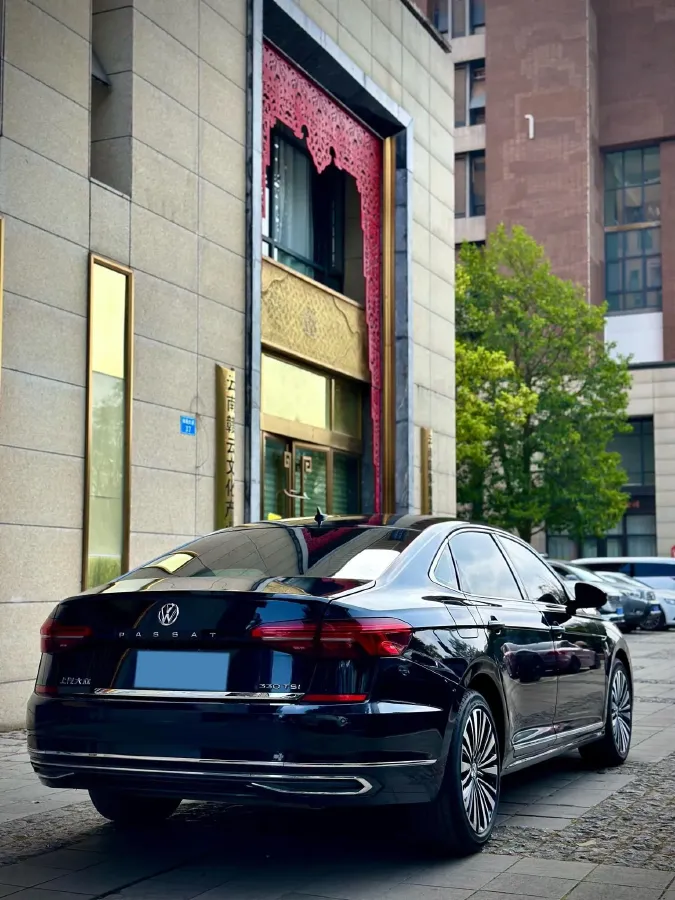 2019 Volvo V40 1.5T 152HP L4 6AT,autocango,china used car exporter,china ev exporter,chinese used car exporter,chinese used ev exporter