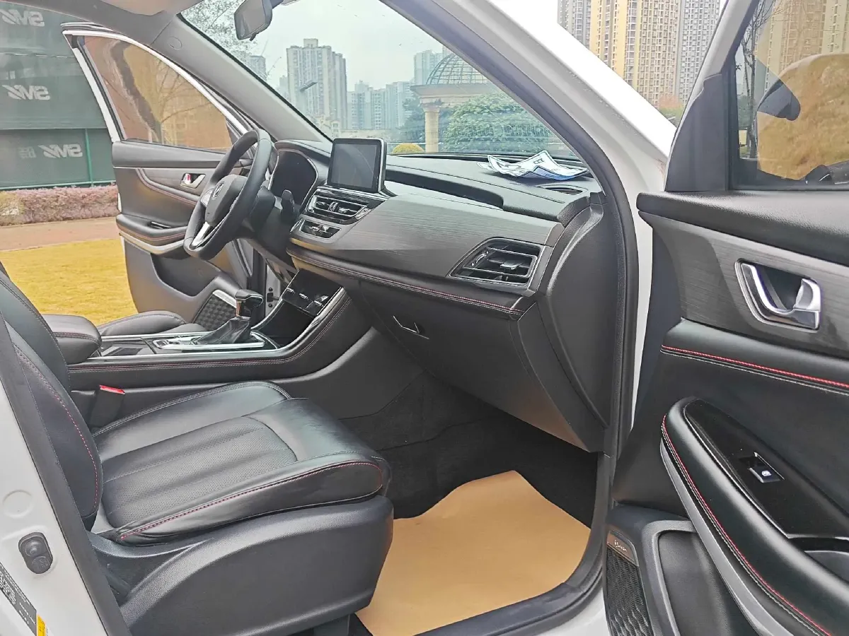 2021 ChangAn CS75 1.5T 178HP L4 7DCT,autocango,china used car exporter,china ev exporter,chinese used car exporter,chinese used ev exporter