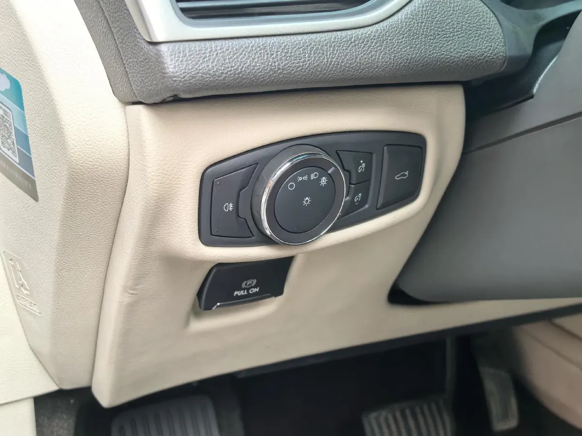 2019 Lincoln MKZ 2.0T 196HP L4 6AT,autocango,china used car exporter,china ev exporter,chinese used car exporter,chinese used ev exporter