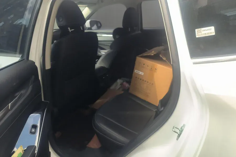 2022 Haval H6 1.5T 184HP L4 7DCT,autocango,china used car exporter,china ev exporter,chinese used car exporter,chinese used ev exporter