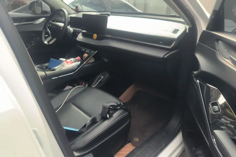 2022 Haval H6 1.5T 184HP L4 7DCT,autocango,china used car exporter,china ev exporter,chinese used car exporter,chinese used ev exporter