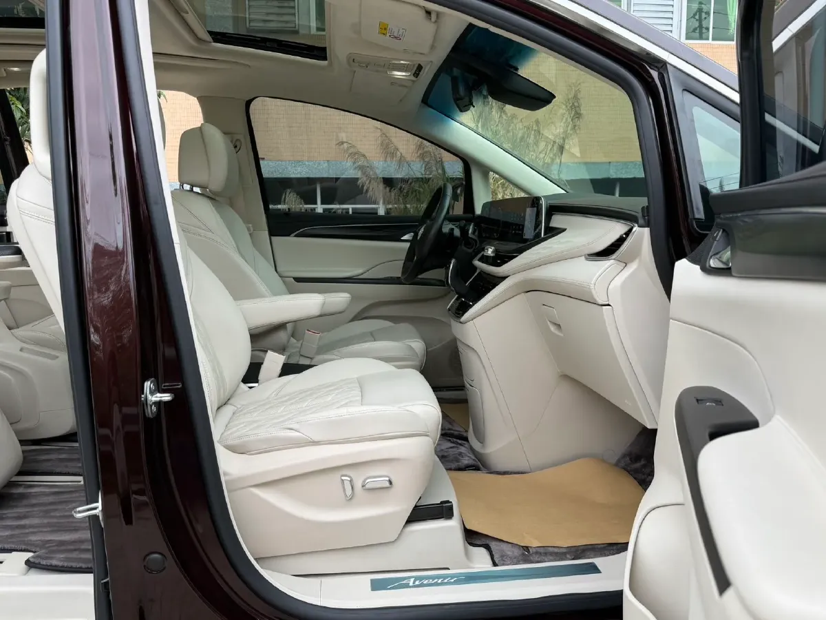 2020 Buick GL8 2.0T 237HP L4 9AT,autocango,china used car exporter,china ev exporter,chinese used car exporter,chinese used ev exporter
