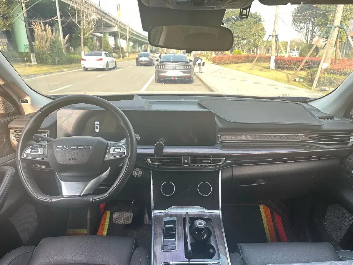 2021 Exceed VX 2.0T 261HP L4 7DCT,autocango,china used car exporter,china ev exporter,chinese used car exporter,chinese used ev exporter