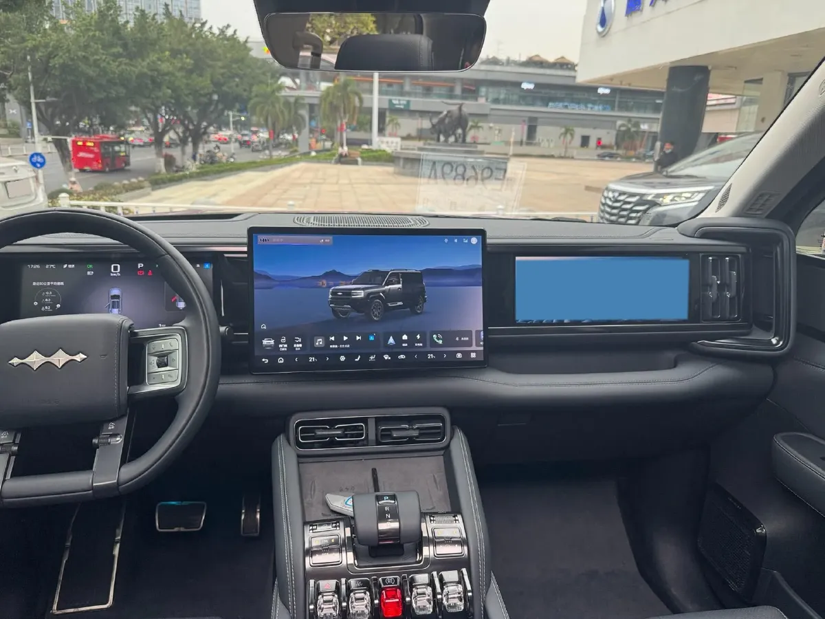 2025 FangChengBao Bao 5 1.5T 194HP L4 E-CVT PHEV 31.8KWH,autocango,china used car exporter,china ev exporter,chinese used car exporter,chinese used ev exporter