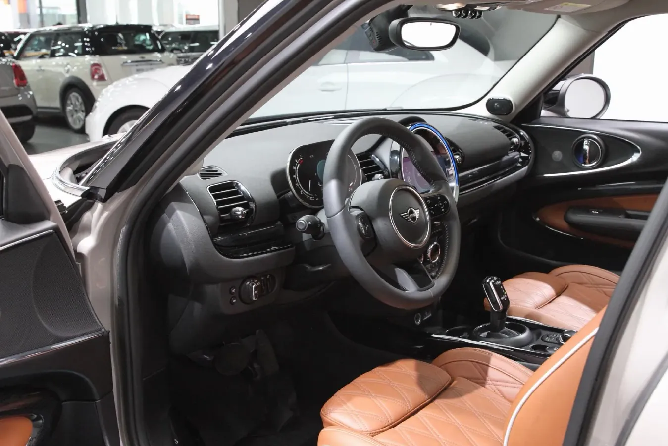 2023 MINI CLUBMAN 2.0T 192HP L4 7DCT,autocango,china used car exporter,china ev exporter,chinese used car exporter,chinese used ev exporter