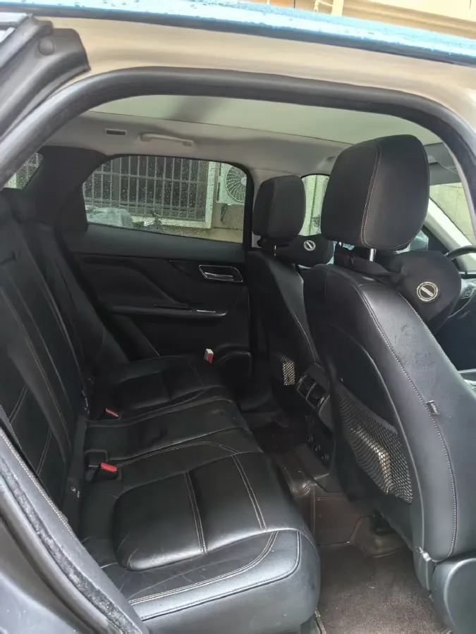 2018 Jaguar F-PACE 2.0T 250HP L4 8AT,autocango,china used car exporter,china ev exporter,chinese used car exporter,chinese used ev exporter