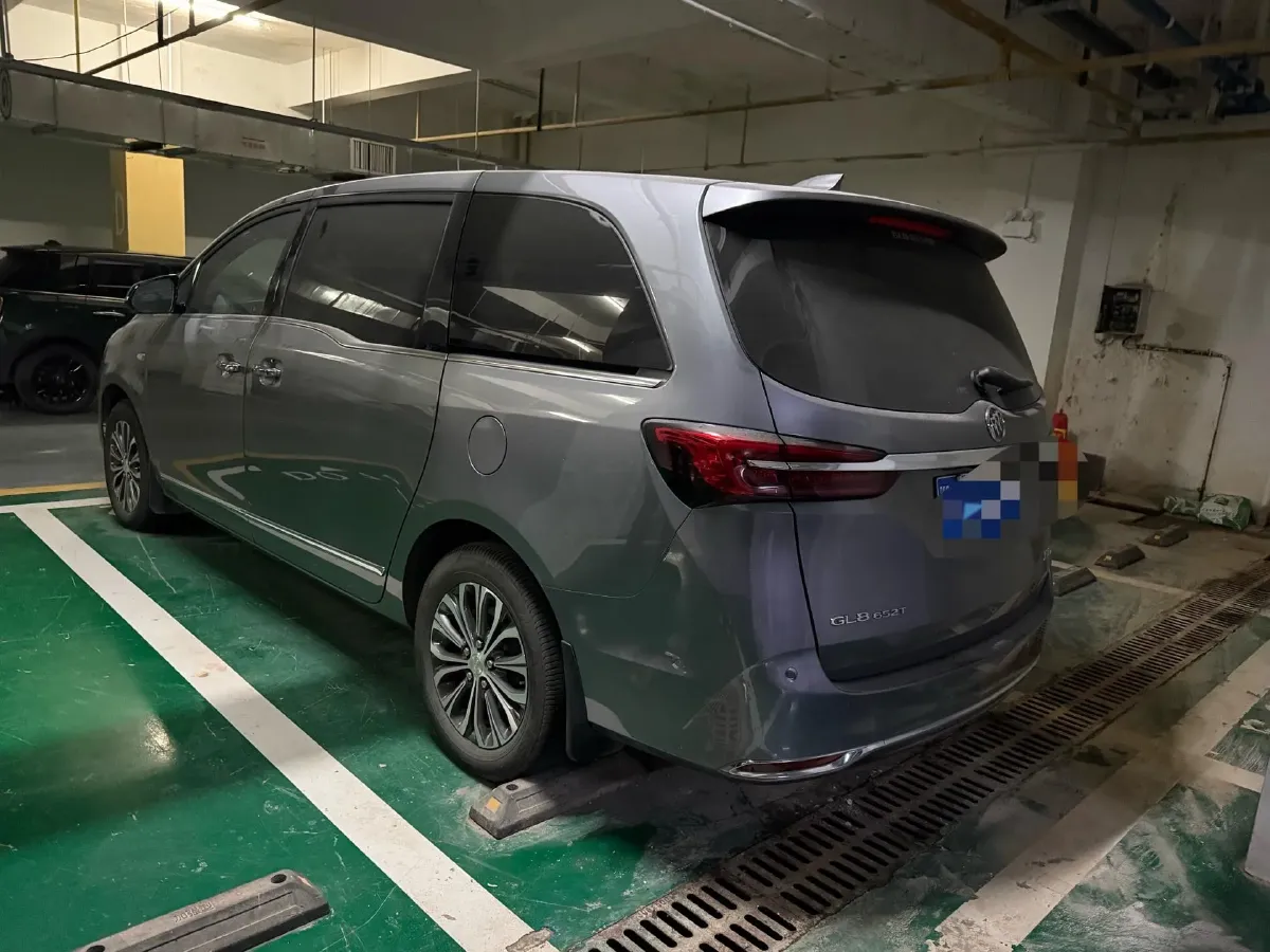 2021 Buick GL8 2.0T 237HP L4 9AT,autocango,china used car exporter,china ev exporter,chinese used car exporter,chinese used ev exporter