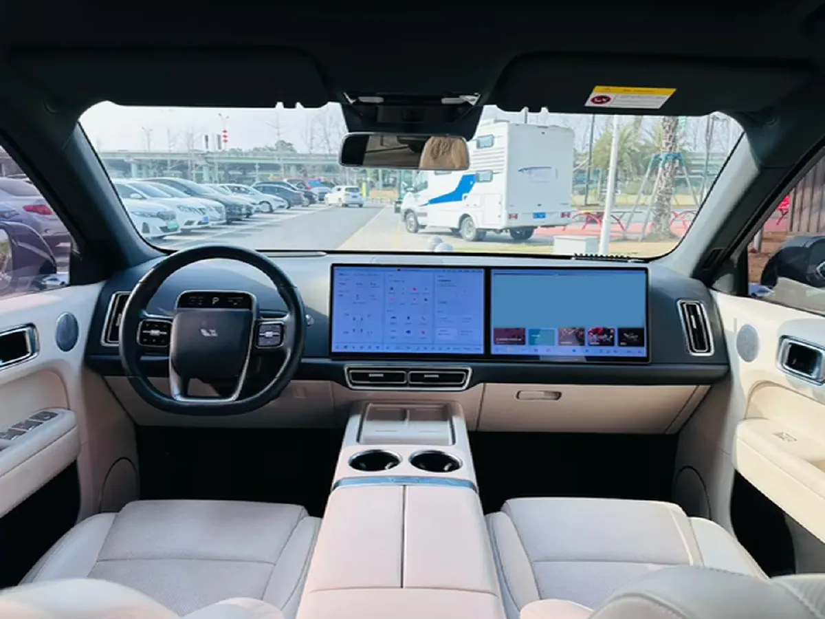 2024 Li L6 Range Extended 154HP L4 REEV 36.8KWH,autocango,china used car exporter,china ev exporter,chinese used car exporter,chinese used ev exporter