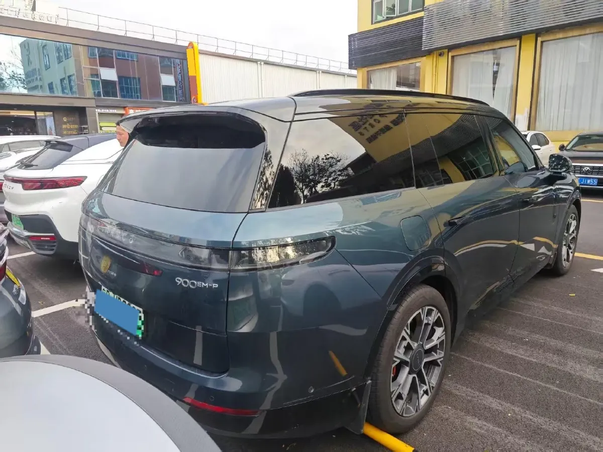 2025 LYNK&CO 900 1.5T 190HP L4 3DHT PHEV 43.3KWH,autocango,china used car exporter,china ev exporter,chinese used car exporter,chinese used ev exporter