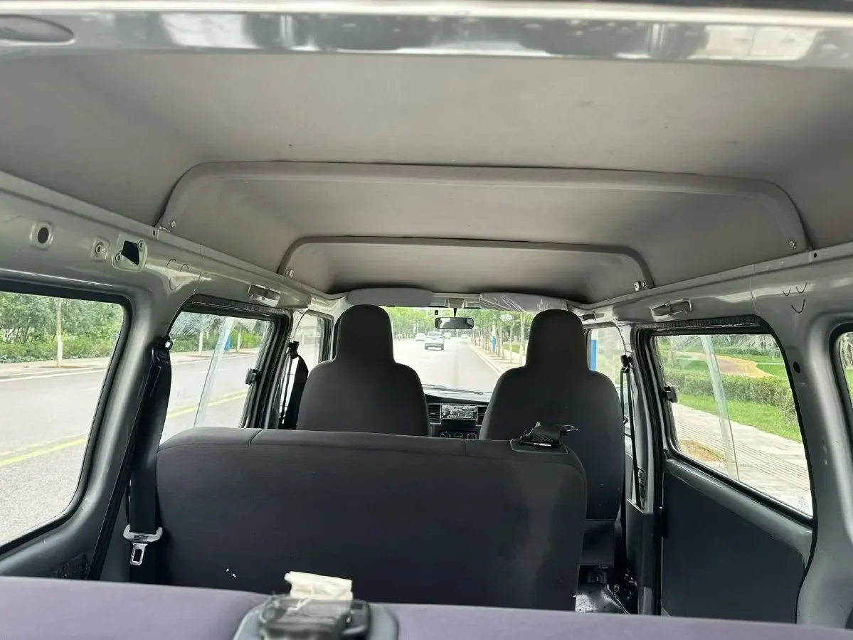 2015 WuLing ZhiGuang 1.2L 82HP L4 5MT,autocango,china used car exporter,china ev exporter,chinese used car exporter,chinese used ev exporter