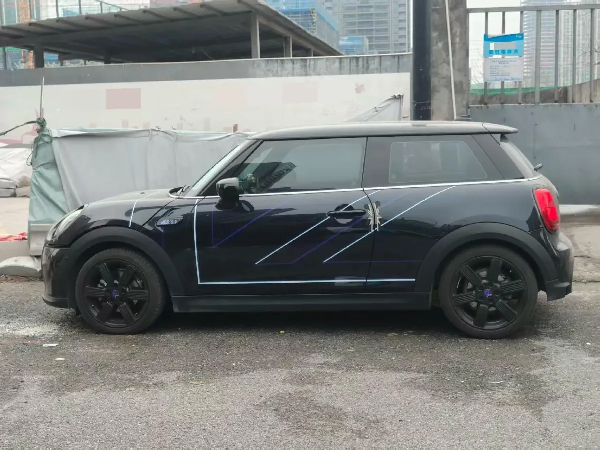 2023 MINI MINI 1.5T 136HP L3 7DCT,autocango,china used car exporter,china ev exporter,chinese used car exporter,chinese used ev exporter