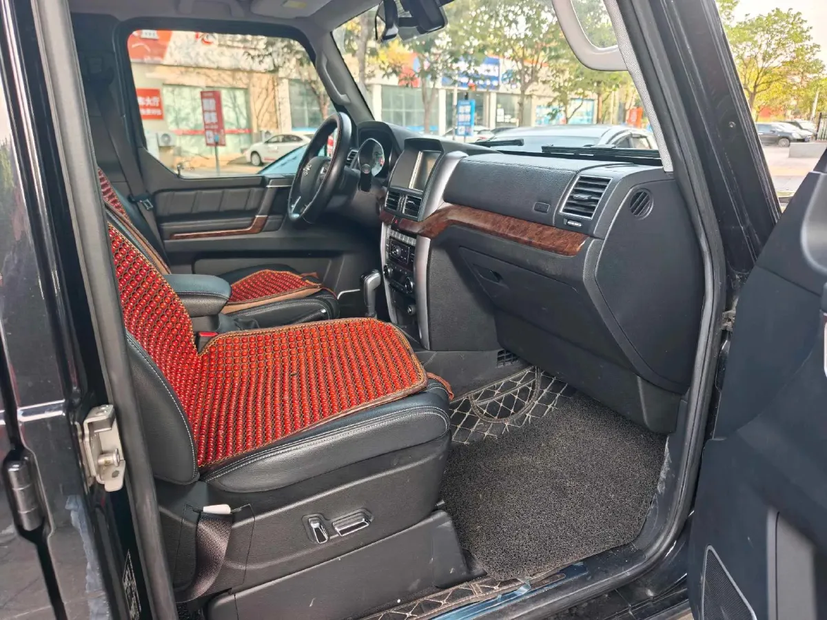 2020 Beijing BJ80 2.3T 231HP L4 6AT,autocango,china used car exporter,china ev exporter,chinese used car exporter,chinese used ev exporter