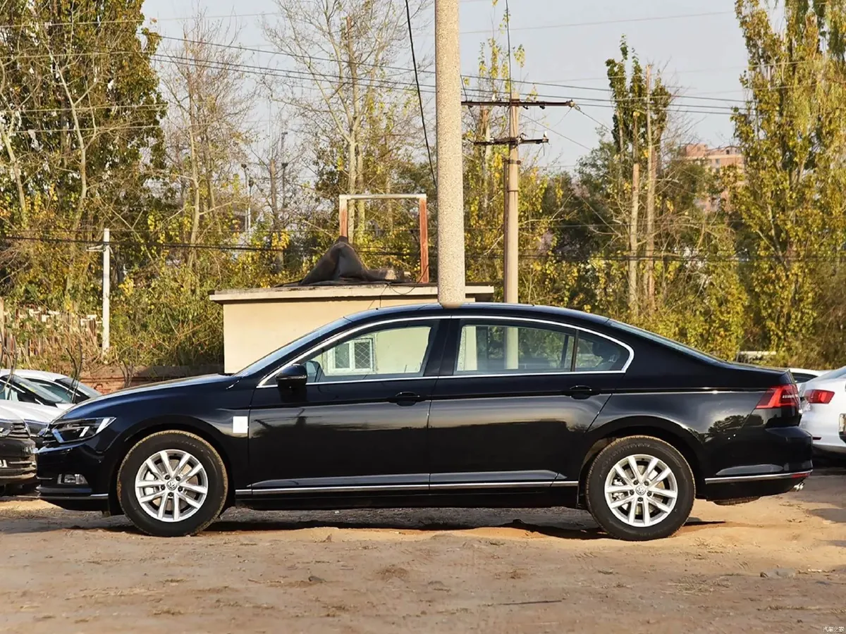 2019 Citroen C6 1.6T 170HP L4 6AT,autocango,china used car exporter,china ev exporter,chinese used car exporter,chinese used ev exporter