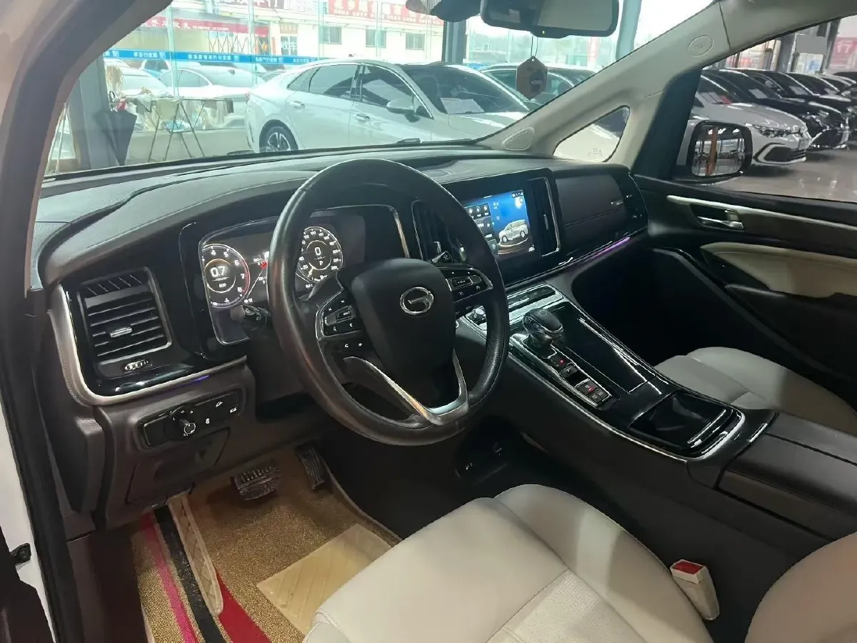 2021 GAC Trumpchi M8 2.0T 252HP L4 8AT,autocango,china used car exporter,china ev exporter,chinese used car exporter,chinese used ev exporter
