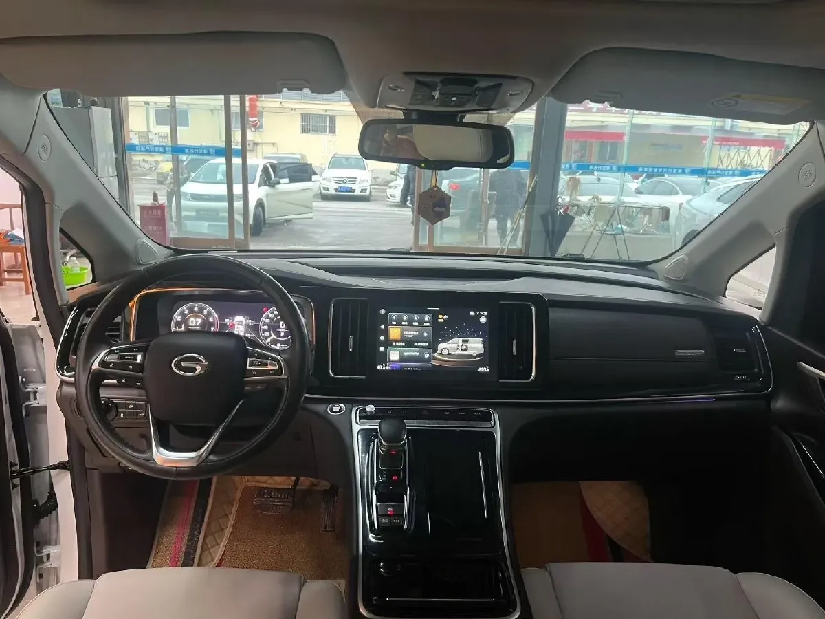 2021 GAC Trumpchi M8 2.0T 252HP L4 8AT,autocango,china used car exporter,china ev exporter,chinese used car exporter,chinese used ev exporter