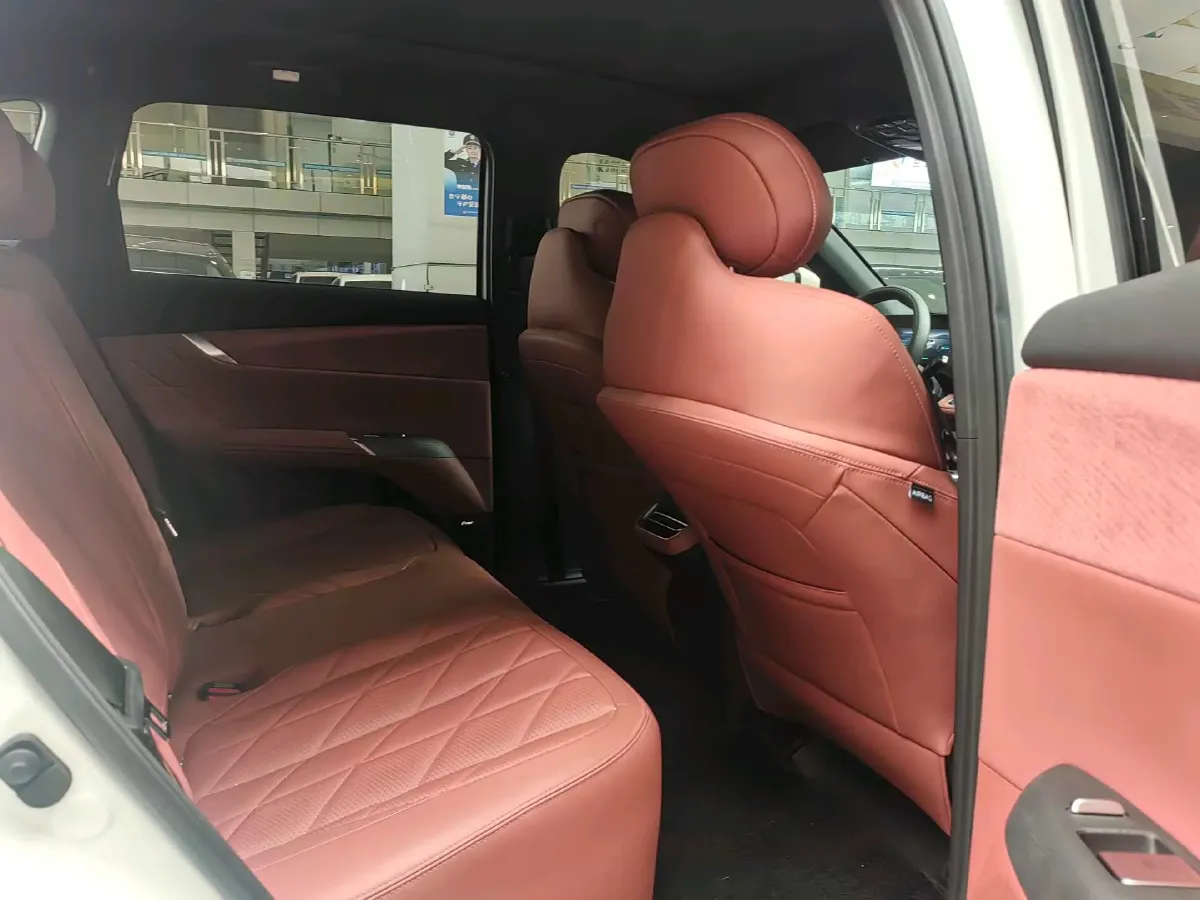 2025 ChangAn CS75 Plus 1.5T 192HP L4 8AT,autocango,china used car exporter,china ev exporter,chinese used car exporter,chinese used ev exporter