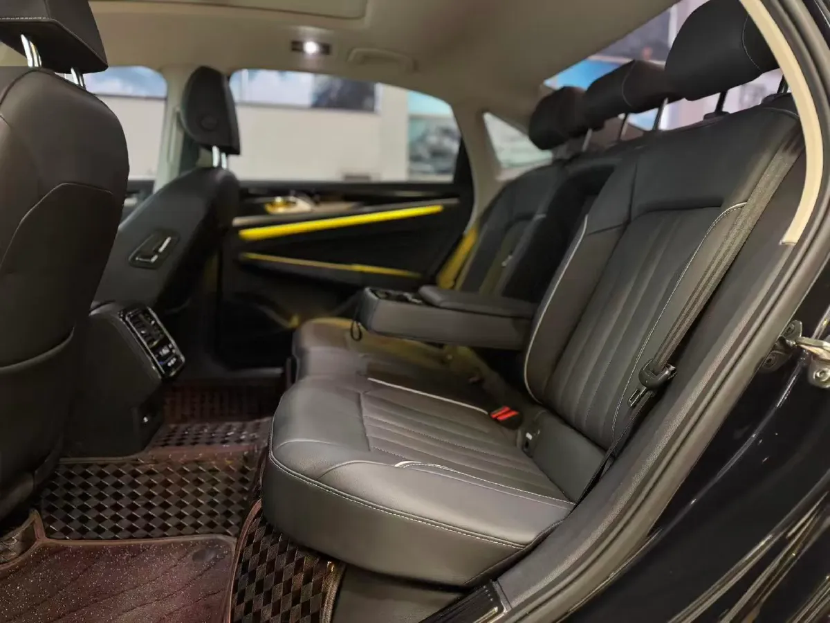 2023 Volkswagen Passat 2.0T 186HP L4 7DCT,autocango,china used car exporter,china ev exporter,chinese used car exporter,chinese used ev exporter