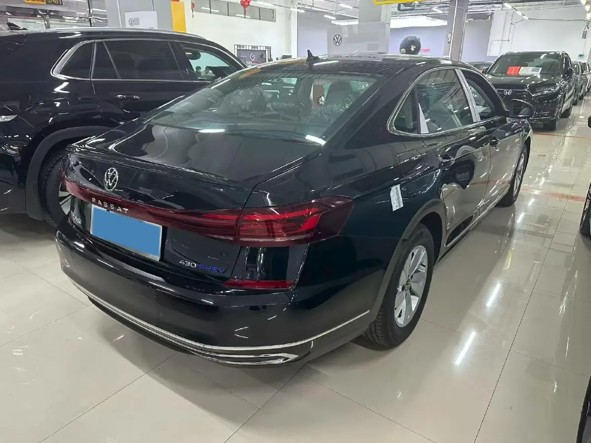 2025 Volkswagen Passat 1.4T 150HP L4 6DCT PHEV,autocango,china used car exporter,china ev exporter,chinese used car exporter,chinese used ev exporter