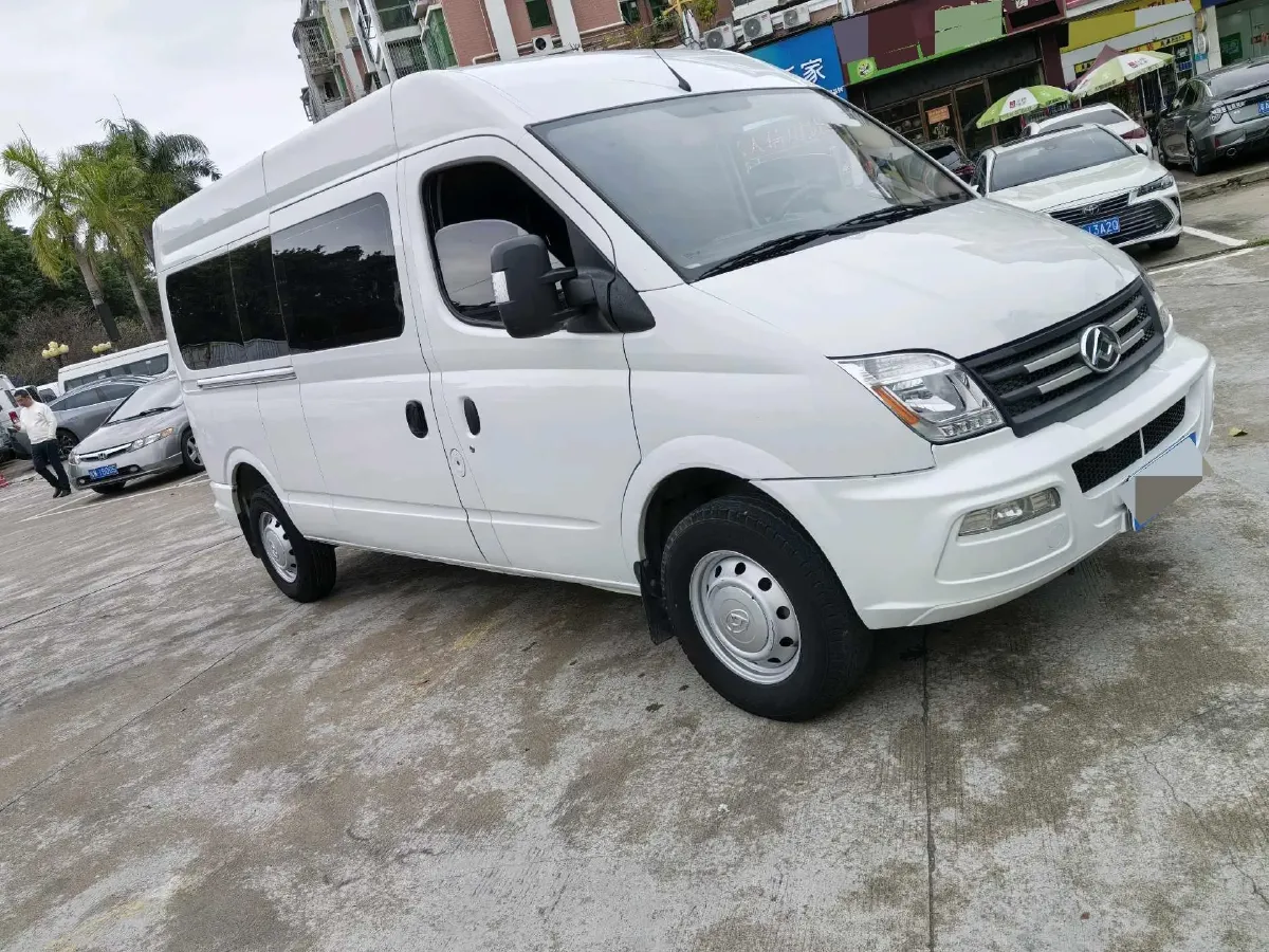 2023 MAXUS XinTu V80 2.0T 127HP L4 6AMT,autocango,china used car exporter,china ev exporter,chinese used car exporter,chinese used ev exporter