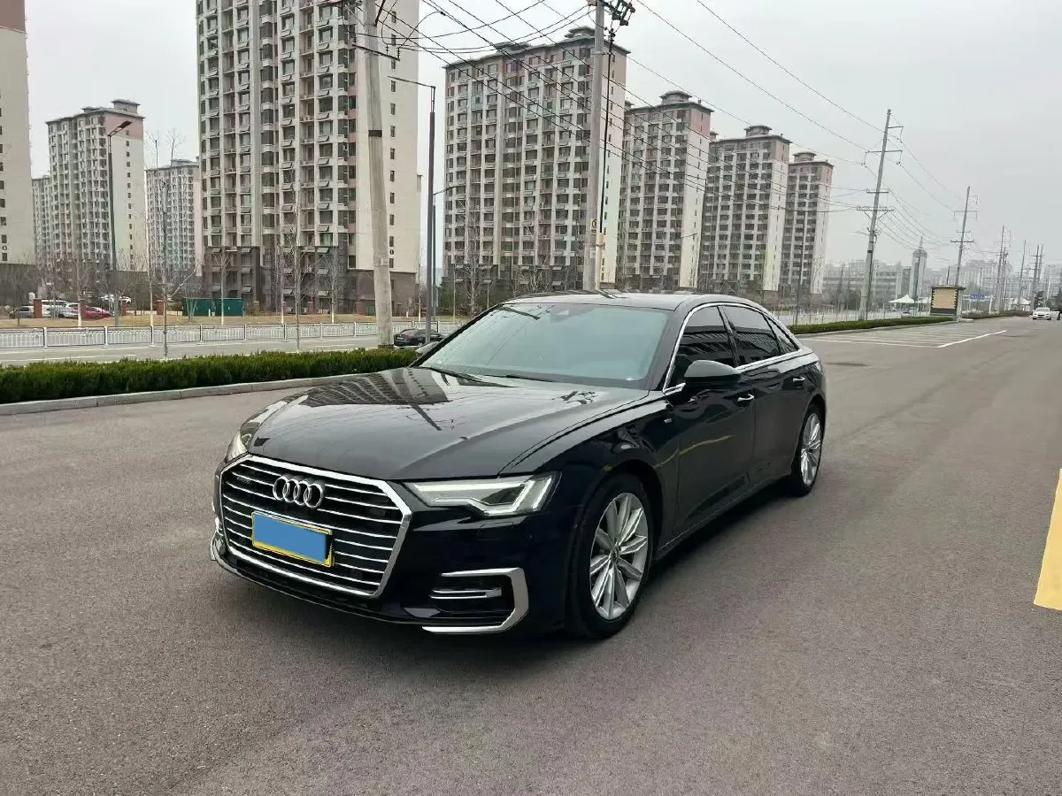 2021 Audi A6L 2.0T 224HP L4 7DCT,autocango,china used car exporter,china ev exporter,chinese used car exporter,chinese used ev exporter