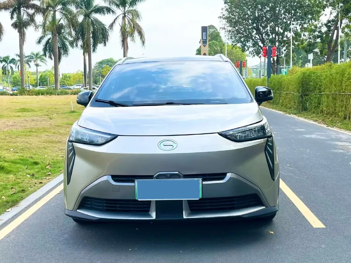 2022 Geely Okavango 1.8T 184HP L4 7DCT,autocango,china used car exporter,china ev exporter,chinese used car exporter,chinese used ev exporter