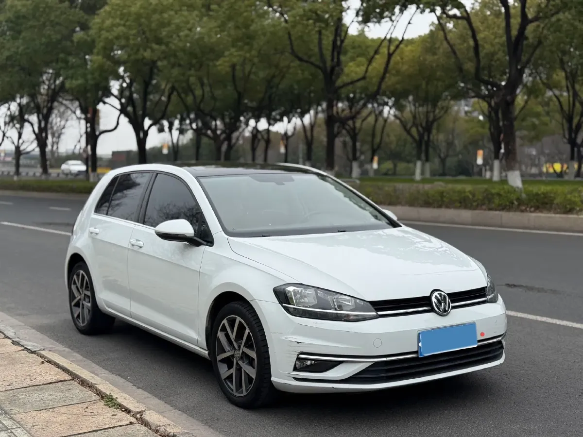 2018 Volkswagen Golf 1.4T 131HP L4 7DCT,autocango,china used car exporter,china ev exporter,chinese used car exporter,chinese used ev exporter