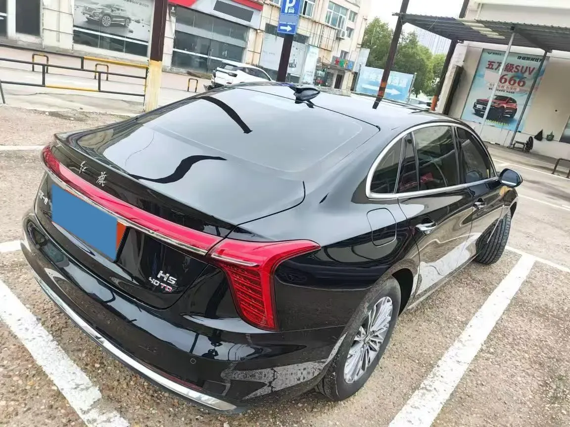 2023 HongQi H5 2.0T 224HP L4 8AT,autocango,china used car exporter,china ev exporter,chinese used car exporter,chinese used ev exporter