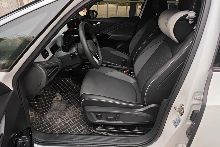 2024 Volkswagen ID.3 BEV 52.8KWH,autocango,china used car exporter,china ev exporter,chinese used car exporter,chinese used ev exporter