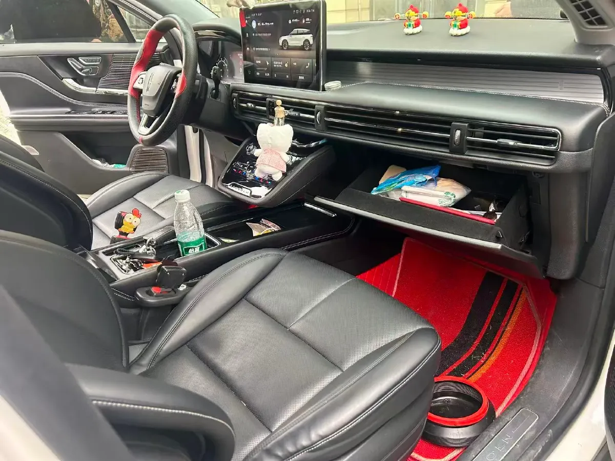 2021 Lincoln Corsair 2.0T 245HP L4 8AT,autocango,china used car exporter,china ev exporter,chinese used car exporter,chinese used ev exporter