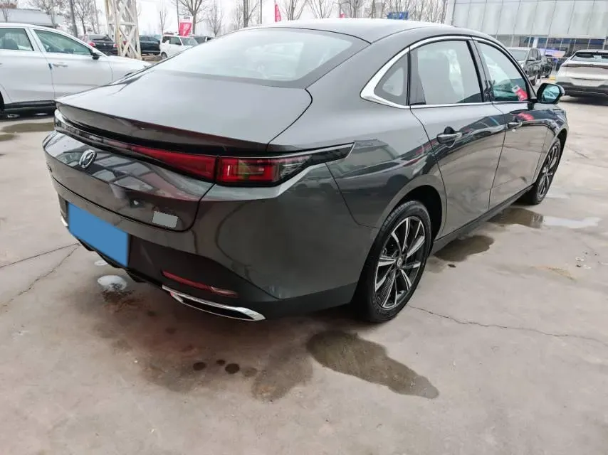2025 ChangAn Eado 1.5T 192HP L4 7DCT,autocango,china used car exporter,china ev exporter,chinese used car exporter,chinese used ev exporter