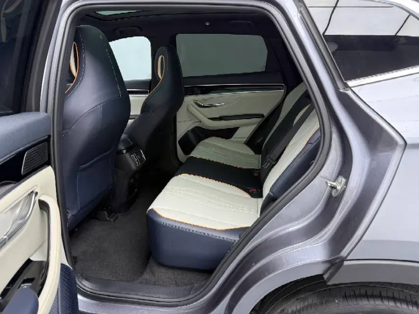 2021 Geely JiaJi 1.5T 177HP L3 7DCT PHEV 11.3KWH,autocango,china used car exporter,china ev exporter,chinese used car exporter,chinese used ev exporter