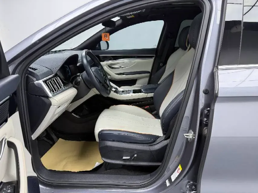 2021 Geely JiaJi 1.5T 177HP L3 7DCT PHEV 11.3KWH,autocango,china used car exporter,china ev exporter,chinese used car exporter,chinese used ev exporter