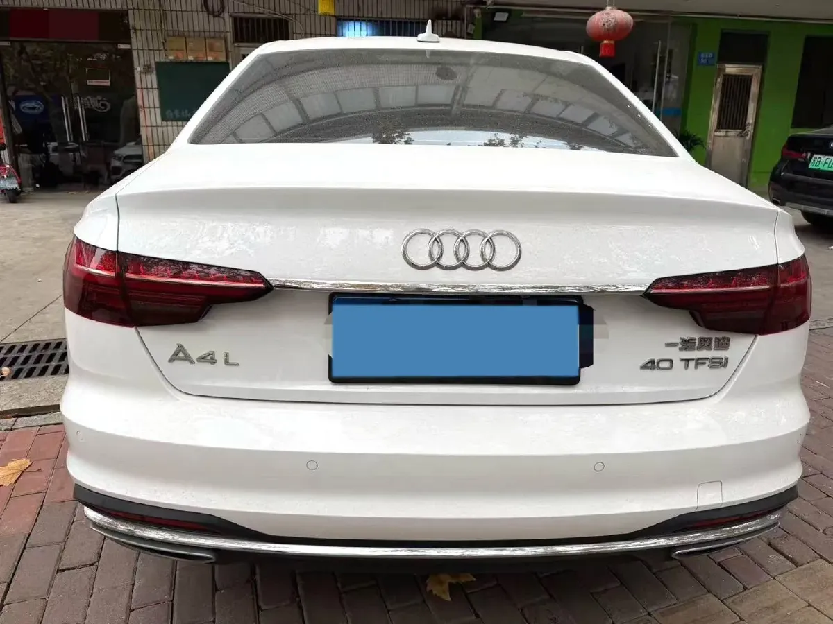 2022 Audi A4L 2.0T 190HP L4 7DCT,autocango,china used car exporter,china ev exporter,chinese used car exporter,chinese used ev exporter