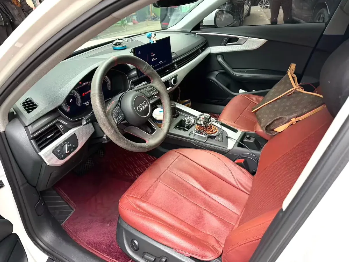 2022 Audi A4L 2.0T 190HP L4 7DCT,autocango,china used car exporter,china ev exporter,chinese used car exporter,chinese used ev exporter