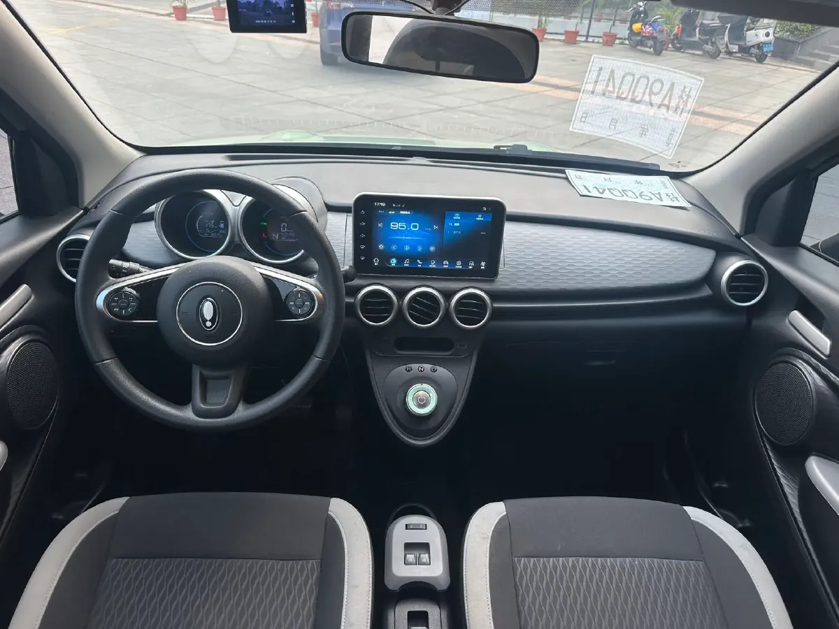 2022 Ora BlackCat BEV 30.3KWH,autocango,china used car exporter,china ev exporter,chinese used car exporter,chinese used ev exporter